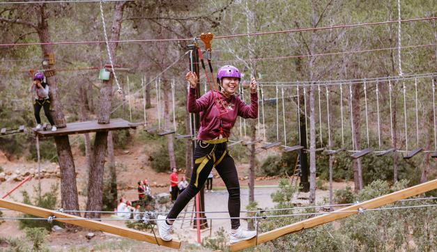 Pon a prueba tus límites con Aventura Valencia